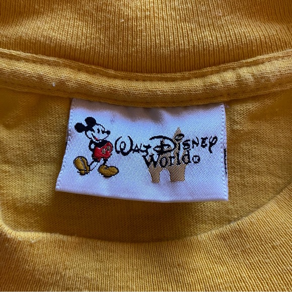 Vintage 90s Disney T-shirt yellow Mikey and Minnie - Picture 7 of 7